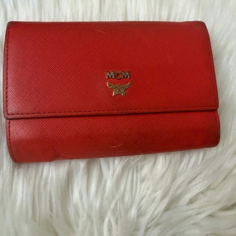 MCM Red Saffiano Leather Bifold Wallet – Gold Logo Pristine RARE